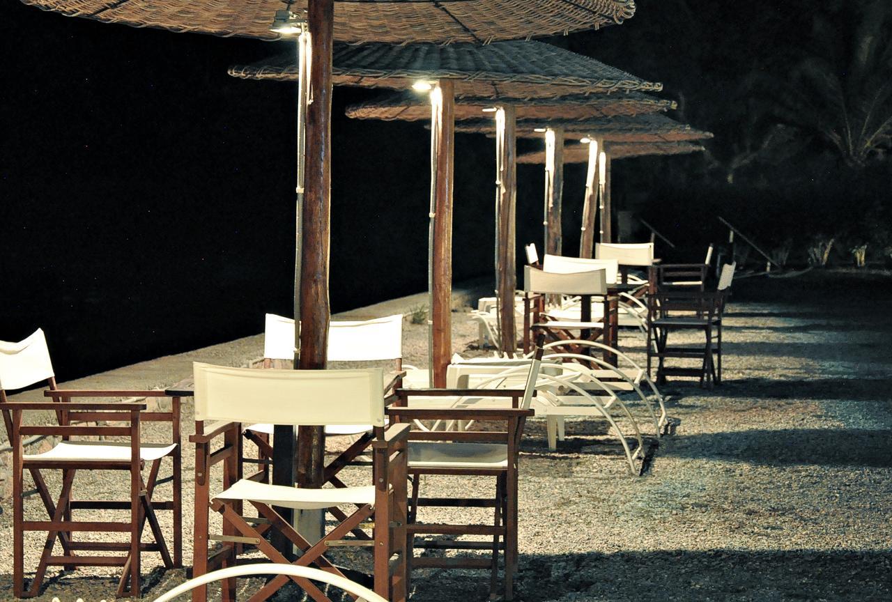 Tony'S Beach Vromolithos Ngoại thất bức ảnh