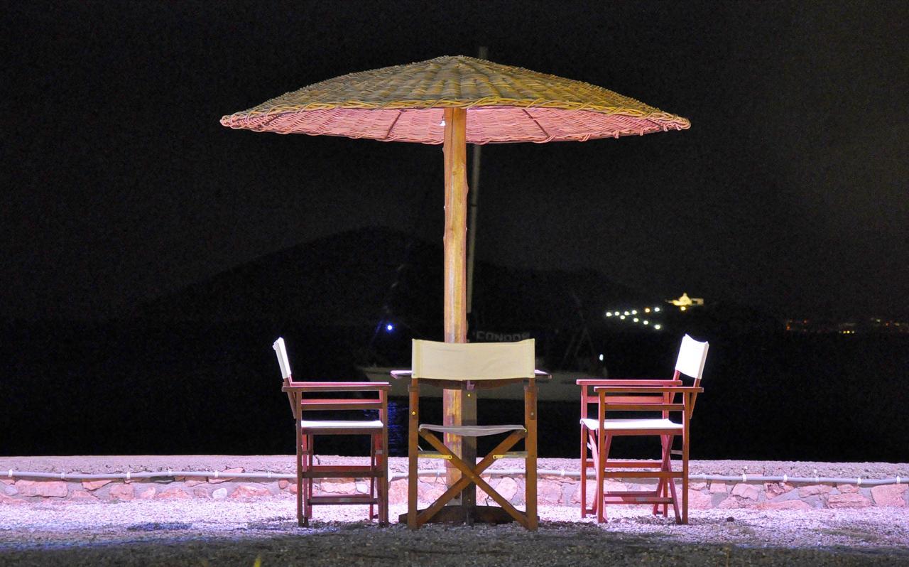 Tony'S Beach Vromolithos Ngoại thất bức ảnh
